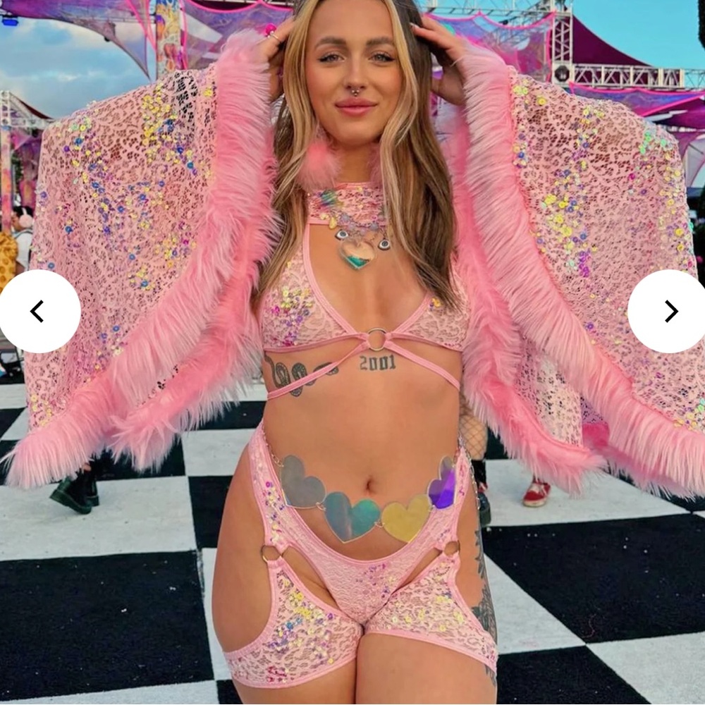 Pink Rave Outfit